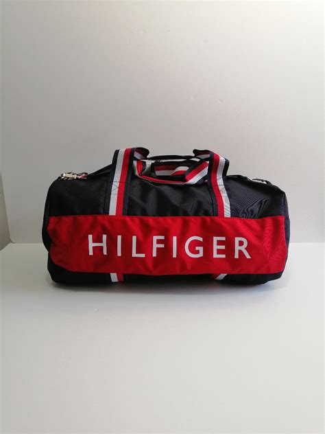 maleta tommy hilfiger azul